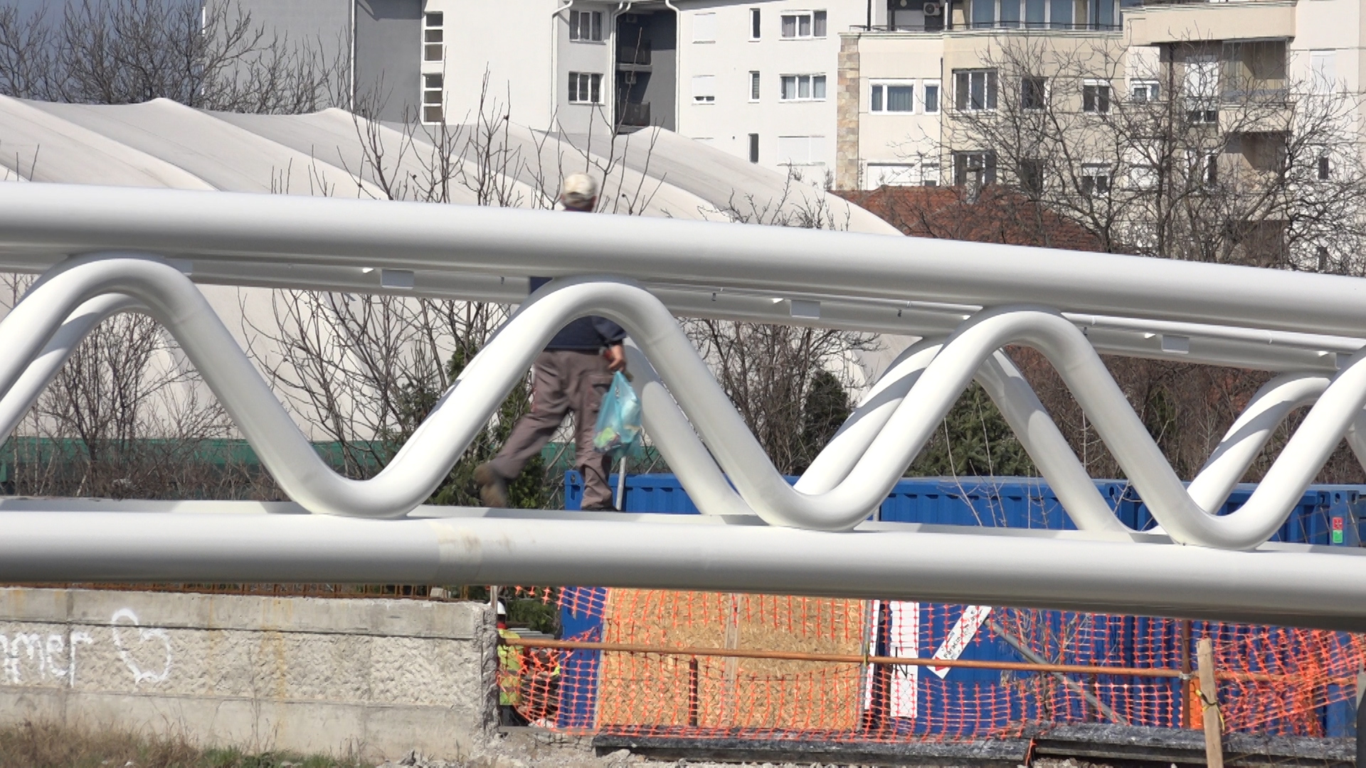 Apel Paraćincima da ne prelaze preko mosta kod bazena Prestiž jer su radovi još uvek u toku