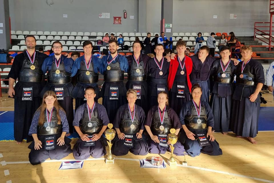 Paraćinski kendo reprezentativci do medalja na 11. Balkanskom prvenstvu