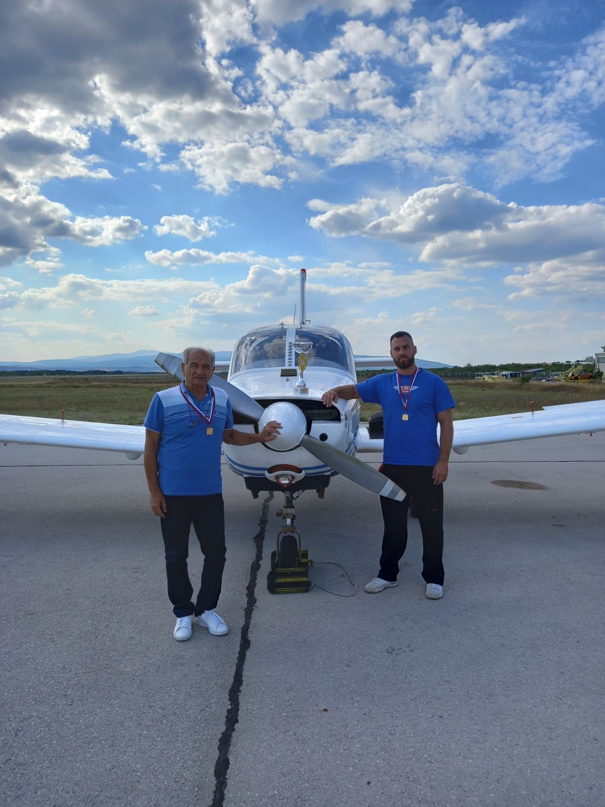 Piloti AK “Naša krila” pobedili na takmičenju motornih pilota u Nišu