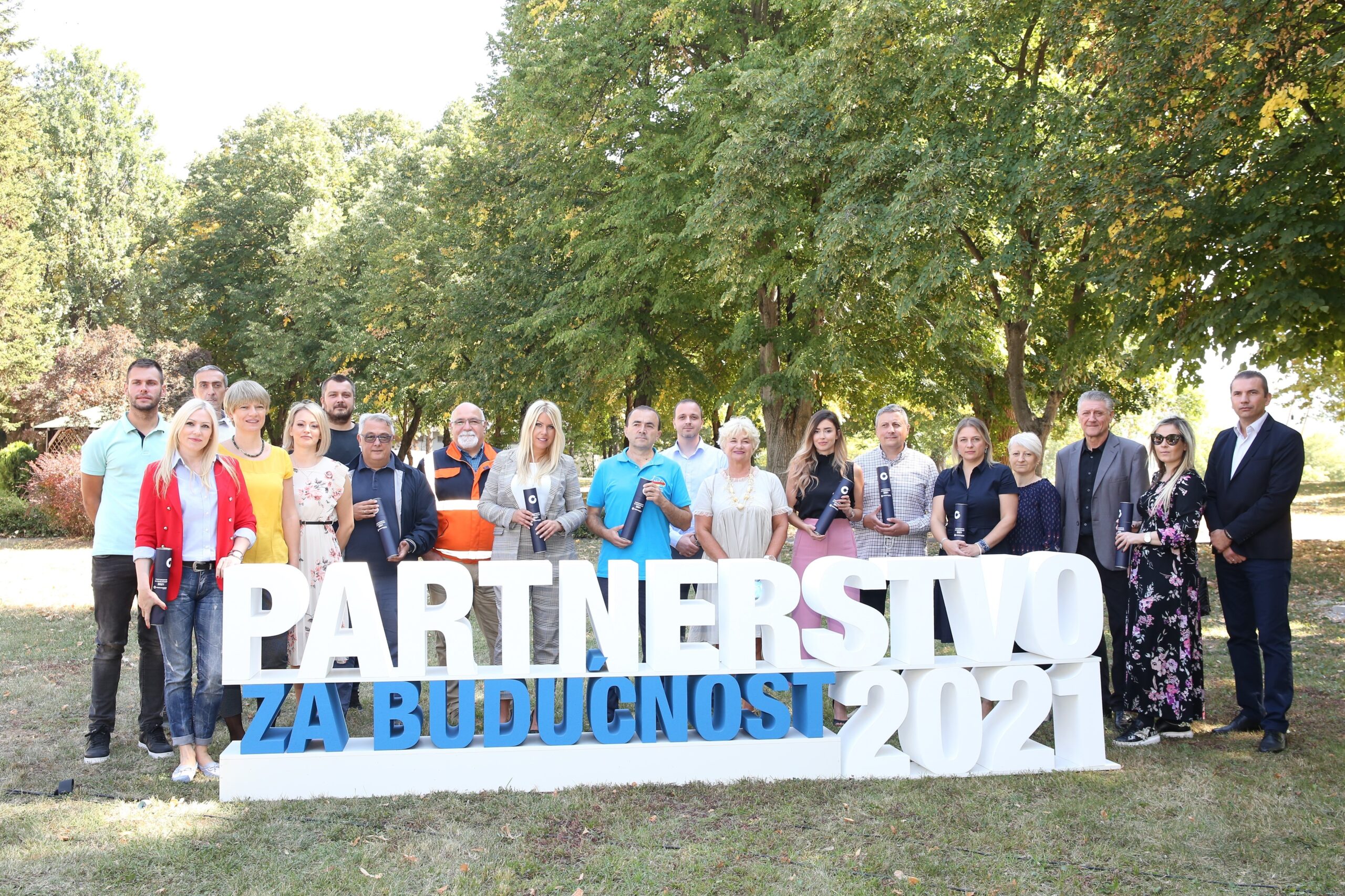 Dodeljeni sertifikati pobednicima konkursa „Partnerstvo za budućnost” kompanije Moravacem