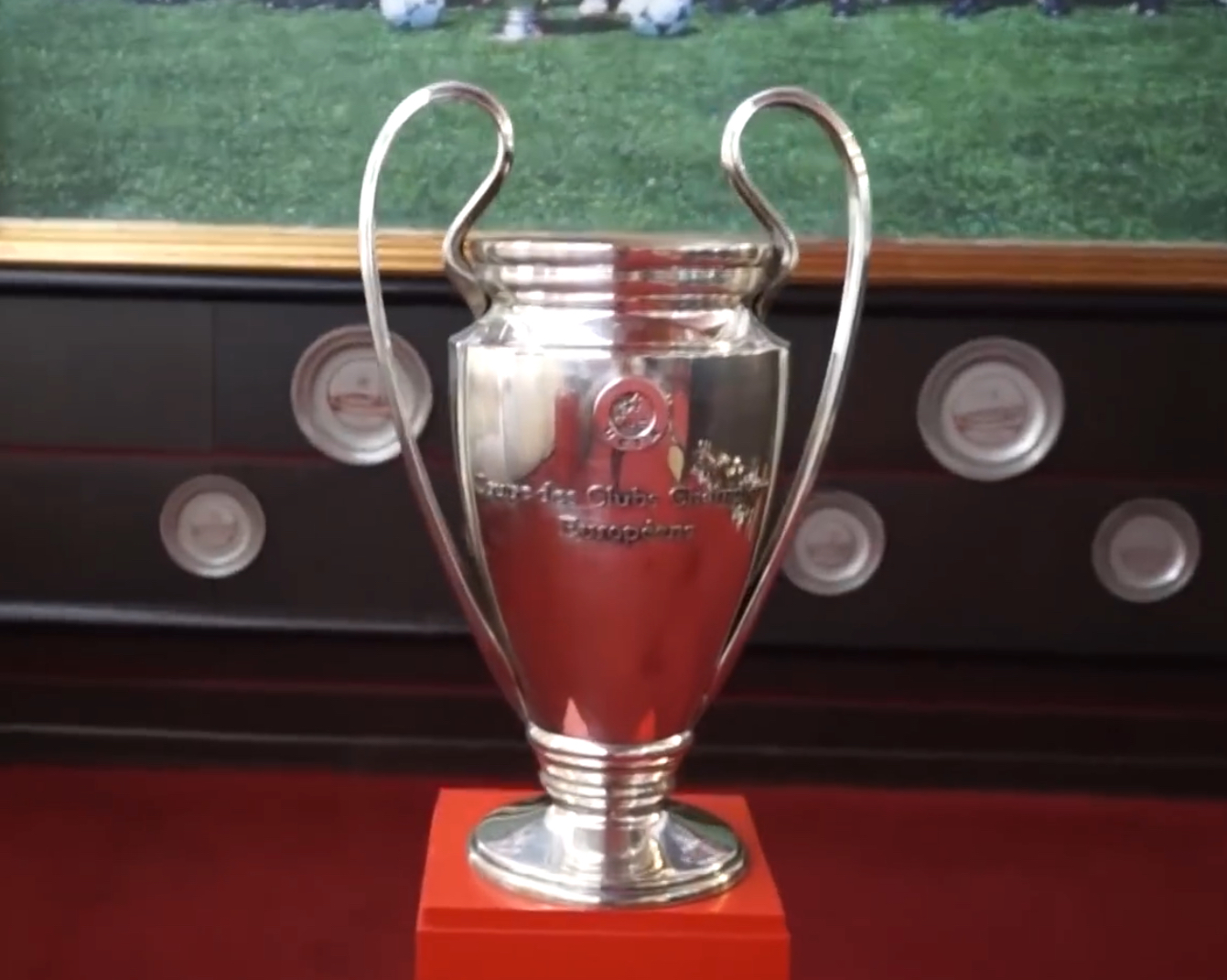 Replika trofeja Kupa evropskih šampiona u utorak u Paraćinu