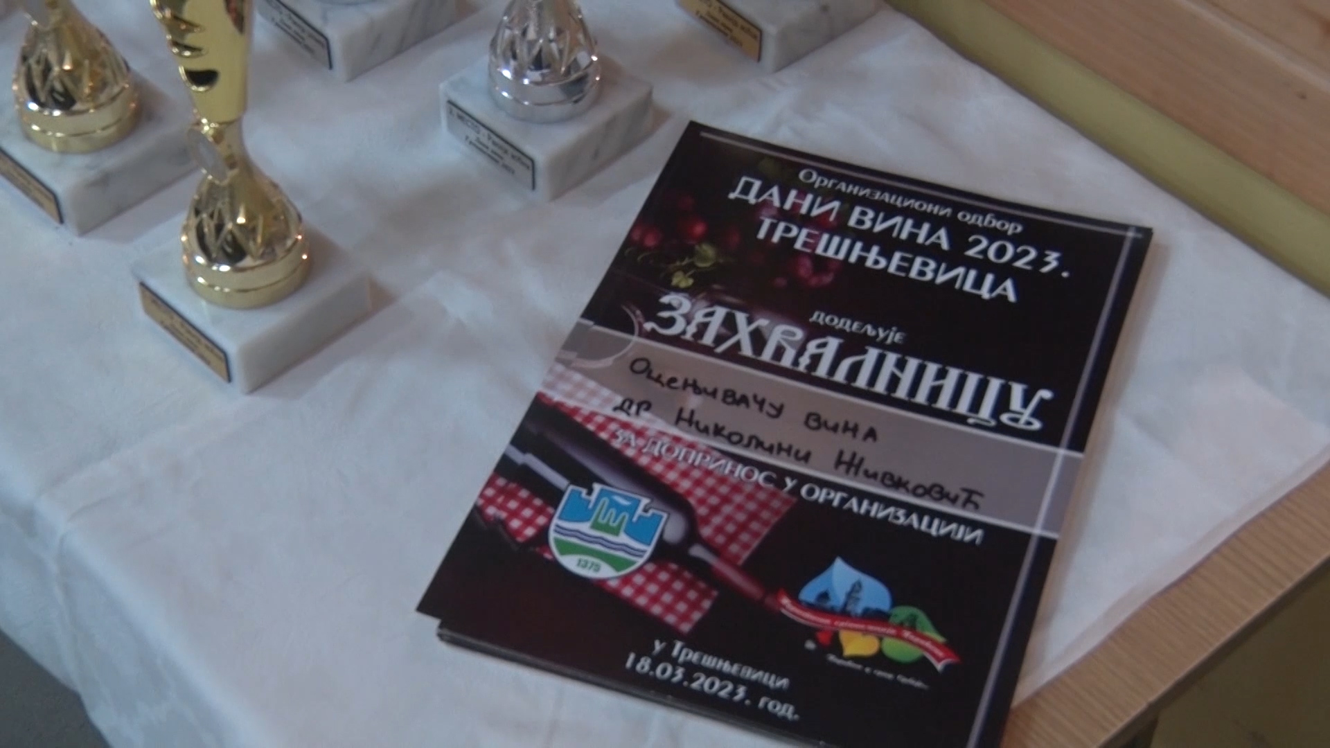 Predsednik opštine Paraćin dodelio nagrade najboljim proizvođačima rakije i vina