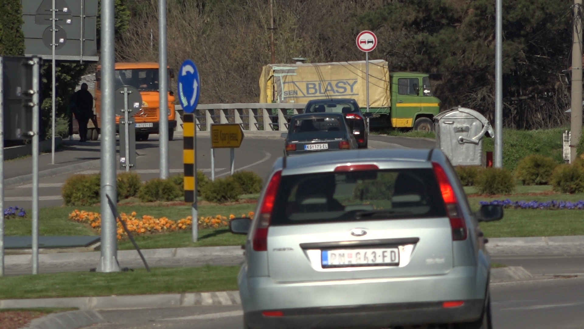 Pet saobraćajnih nezgoda u Pomoravlju za vikend