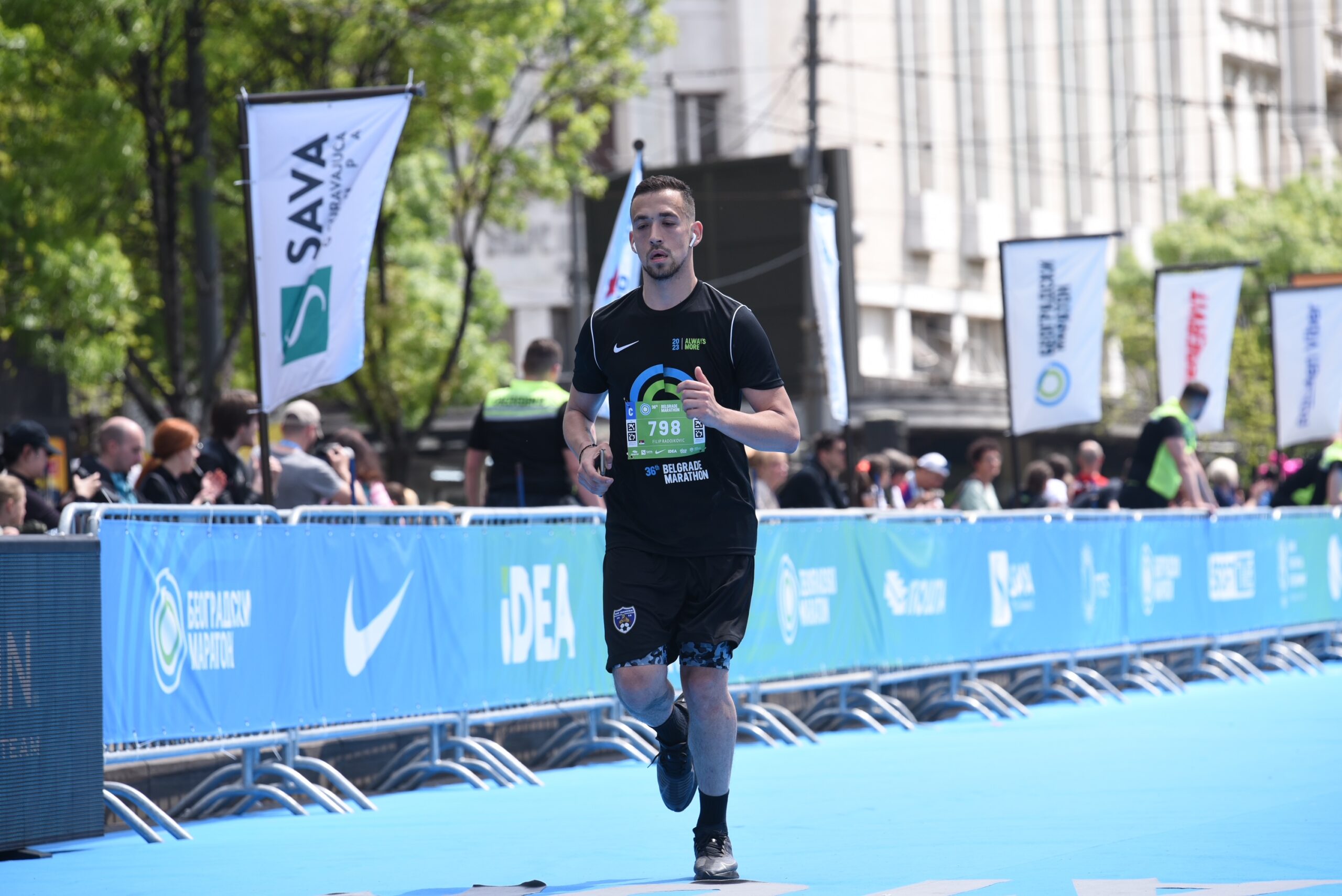 Paraćinac Filip Radojković istrčao maraton u Beogradu