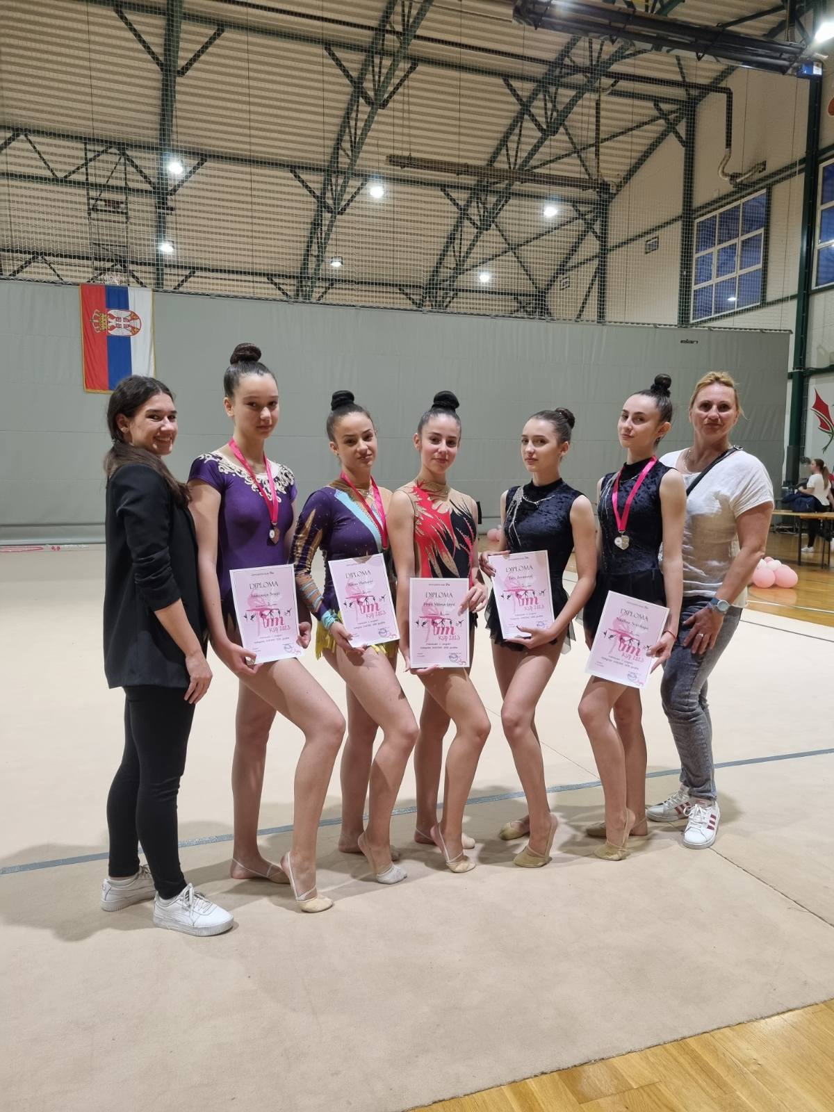 Paraćinske gimnastičarke završile takmičarsku sezonu na Međunarodnom Tim kupu u Beogradu