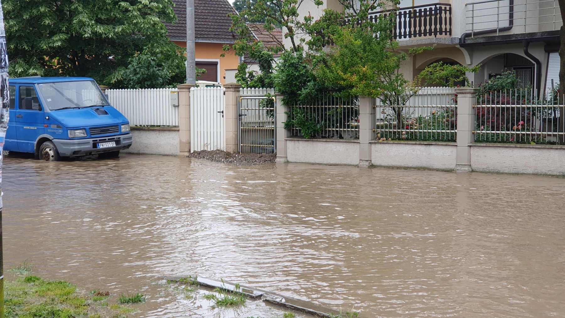 Poziv Paraćincima da prijave štetu na stambenim objektima nastalu tokom nedavnih poplava