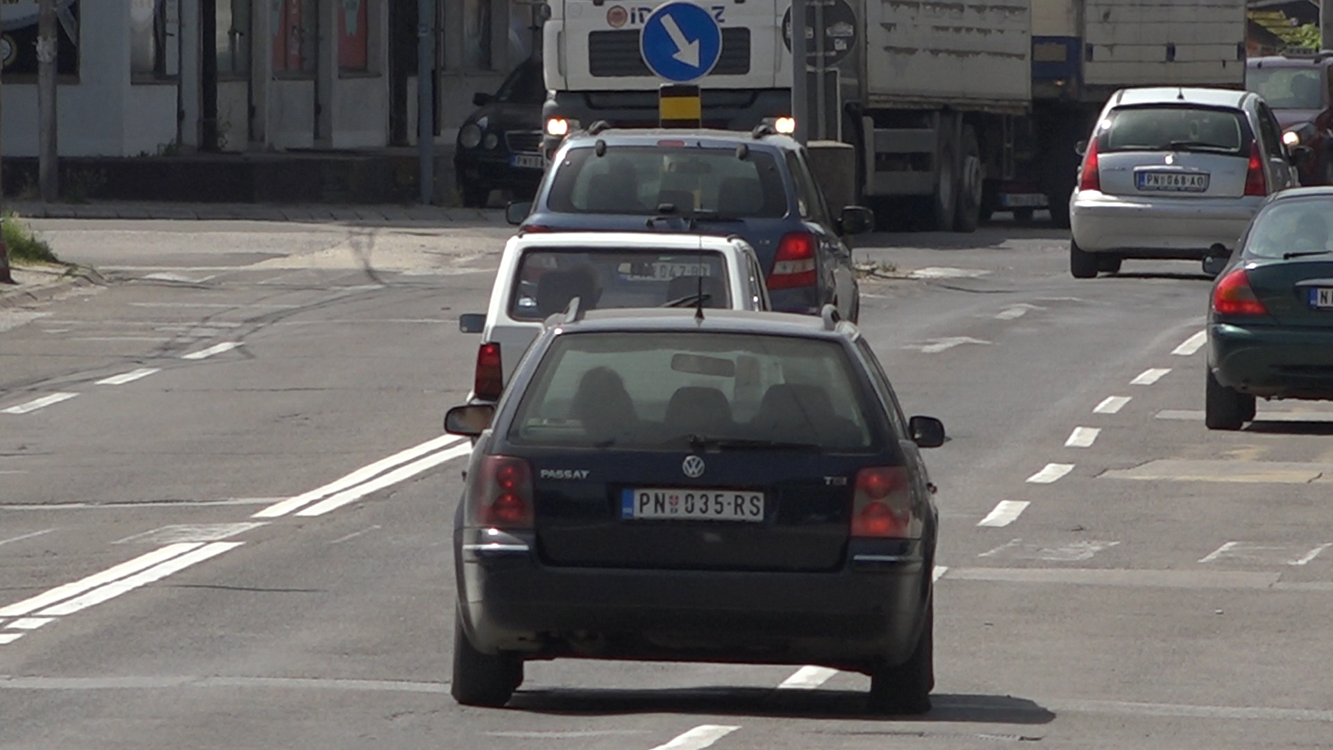 Obeležavanje horizontalne saobraćajne signalizacije