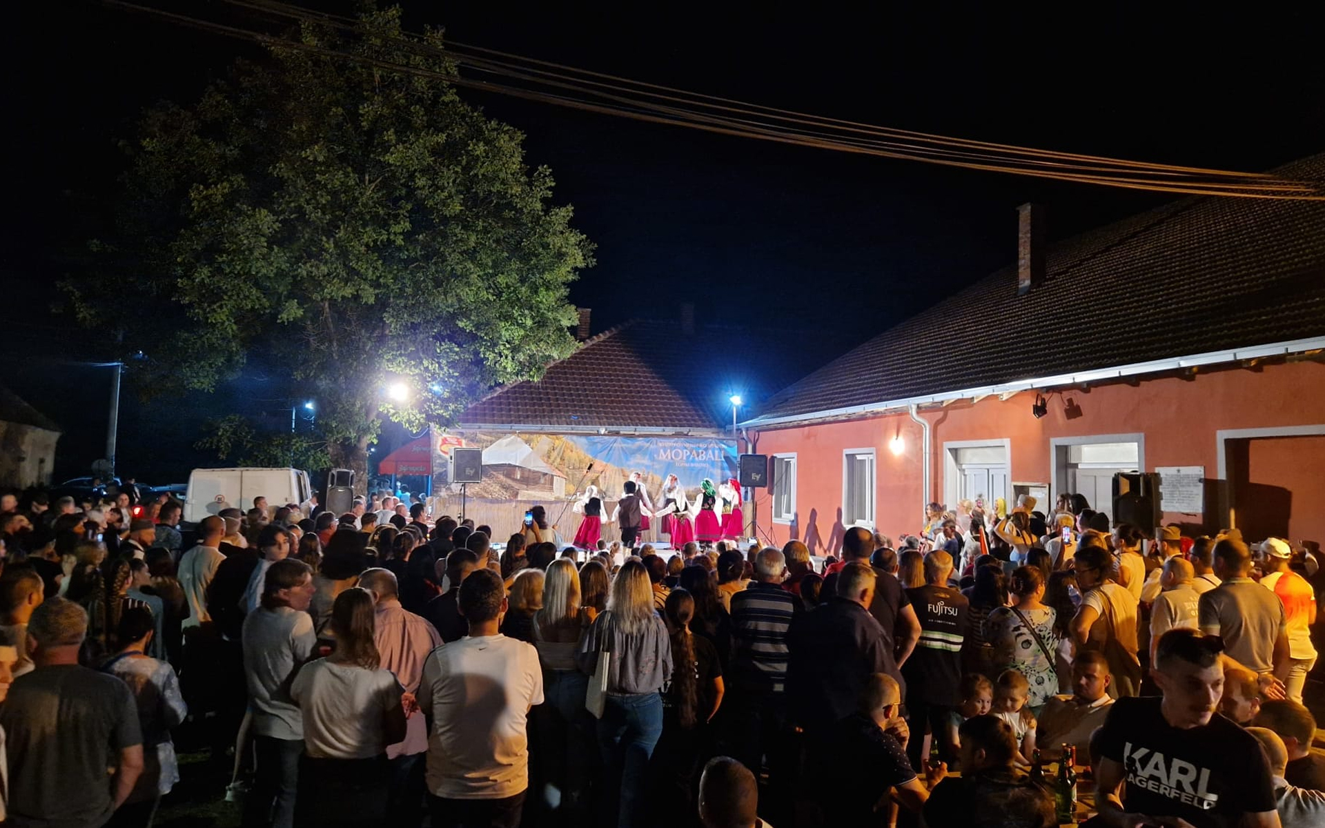 Održan jubilarni 10. koncert “Igrajmo kolo tradicije” u Gornjem Vidovu