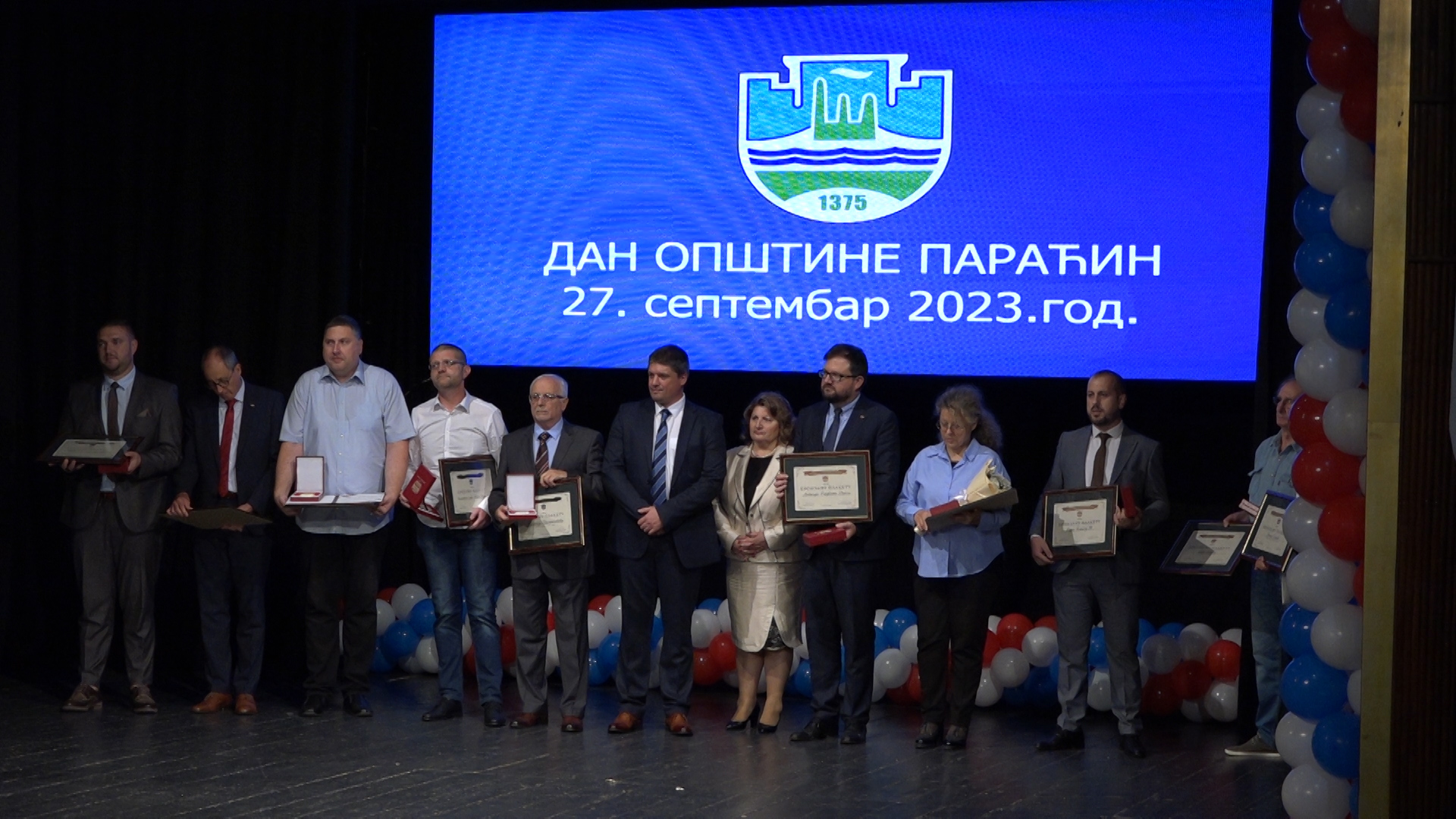 Svečanom sednicom i dodelom priznanja u sali pozorišta obeležen Dan opštine Paraćin