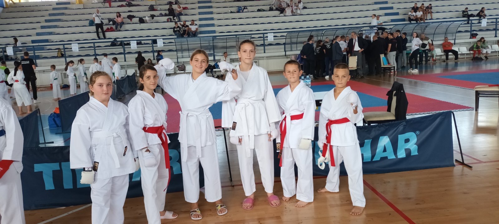 Šest medalja za paraćinske „Samuraje“ na 17. Međunarodom turniru u karateu Toplica open 2023.“