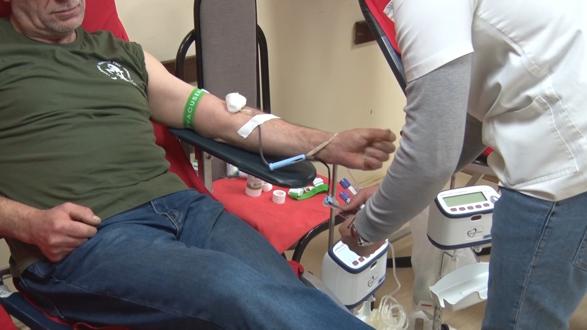 Osmomartovska akcija dobrovoljnog davanja krvi u Crvenom krstu