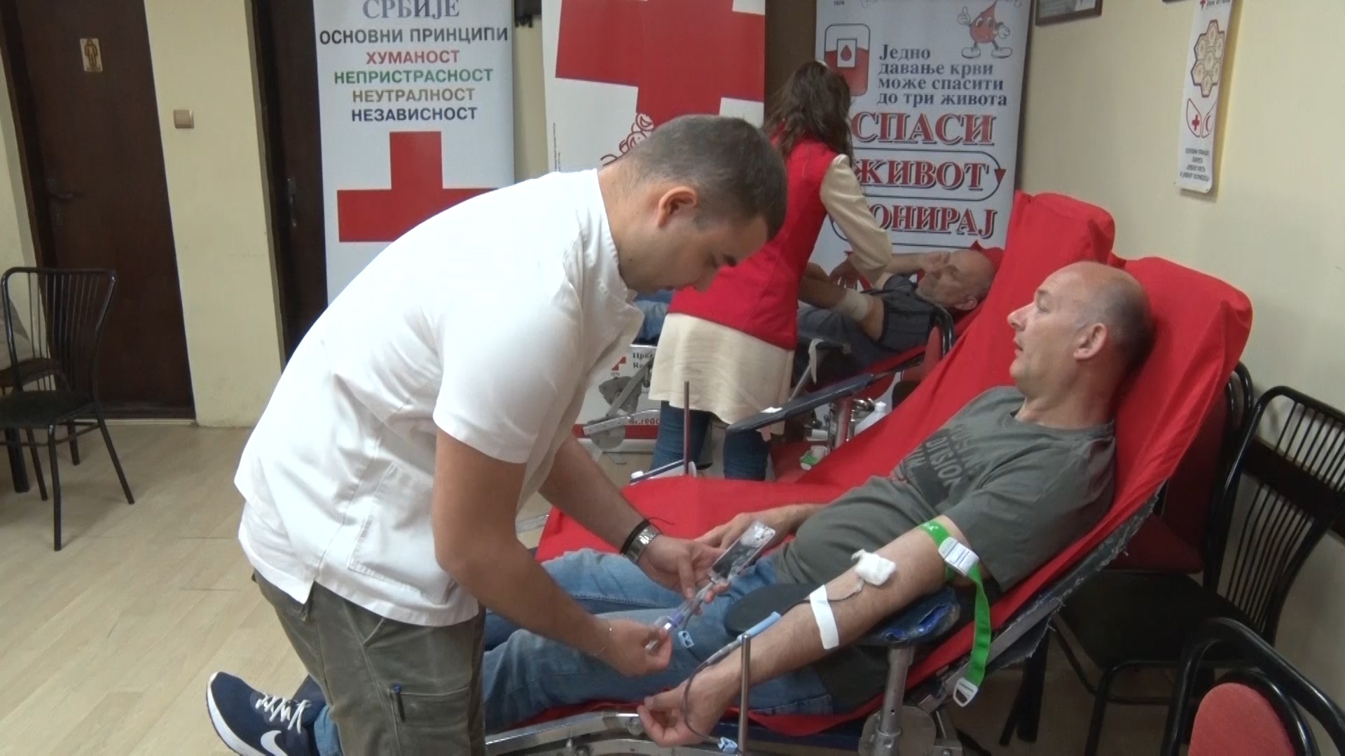 Akcija dobrovoljnog davanja krvi u paraćinskom Crvenom krstu