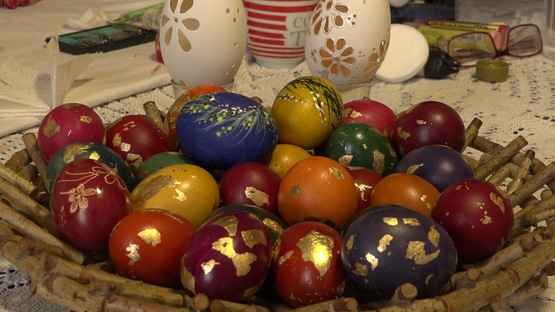 Neobične tehnike farbanja jaja za Vaskrs