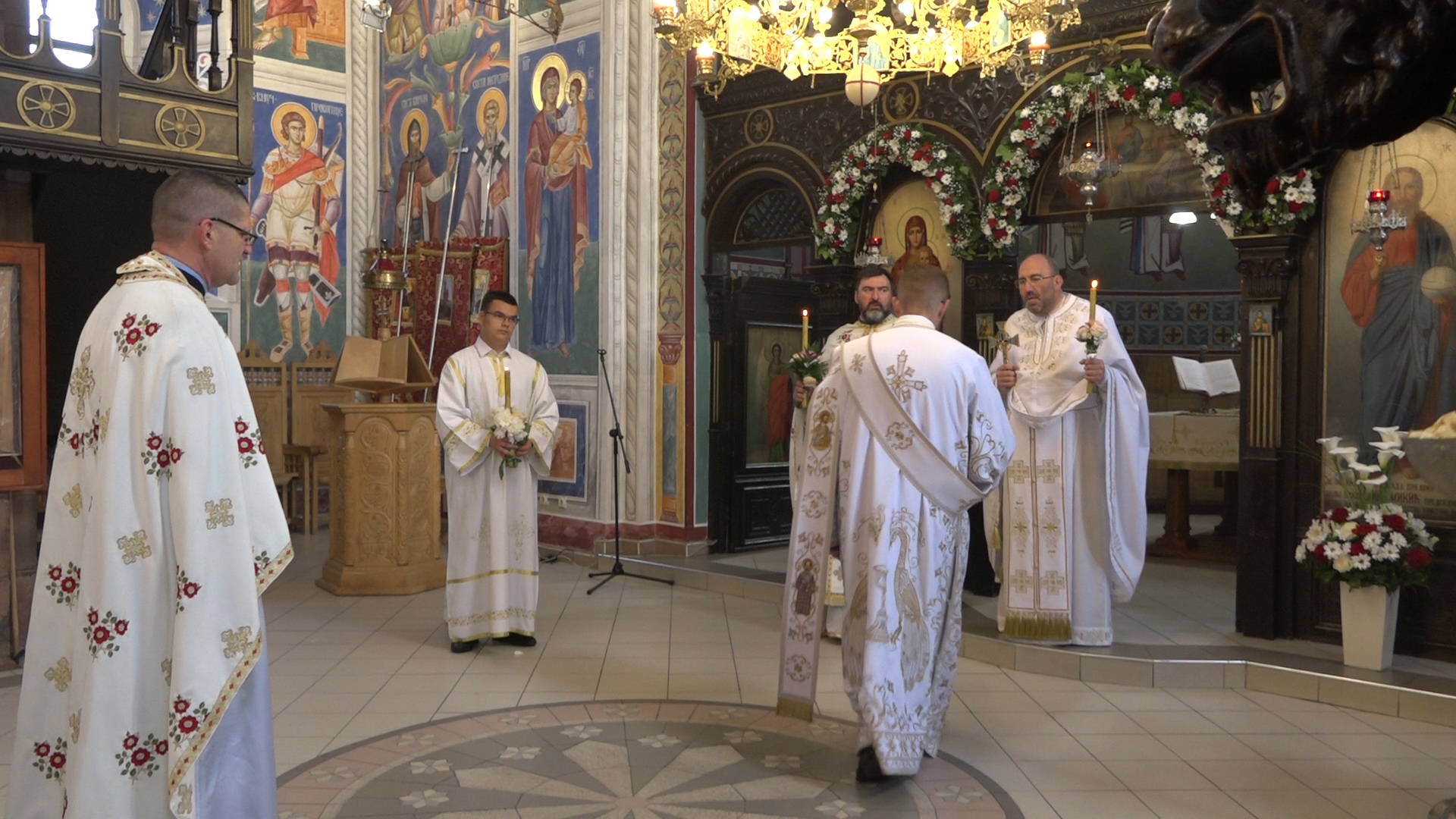 Vaskršnja liturgija i koncert u crkvi Svete Trojice u Paraćinu