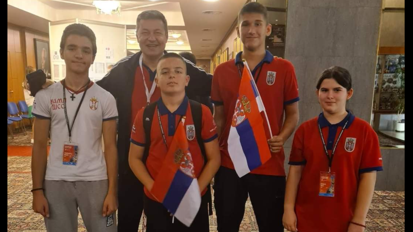 Istorijski uspeh mladih šahista Srbije – selektor Paraćinac Mladen Milenković (FOTO)