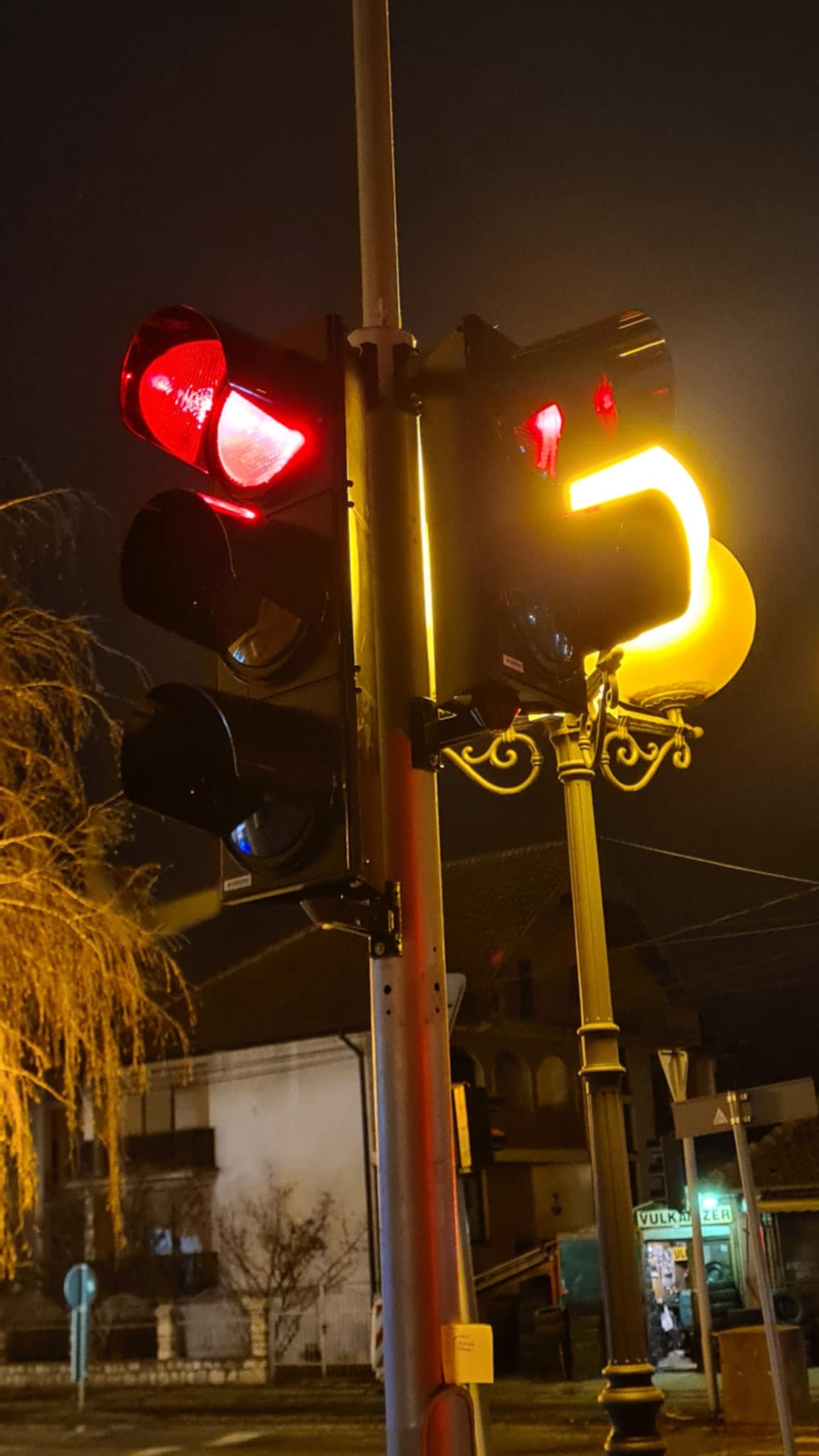 Semafor na uglu Nemanjine i Vojvode Mišića ponovo u funkciji